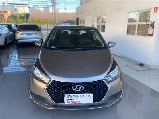 HYUNDAI HB20 1.0 COMFORT 12V FLEX 4P MANUAL HYUNDAI HB20 1.0 COMFORT 12V FLEX 4P MANUAL